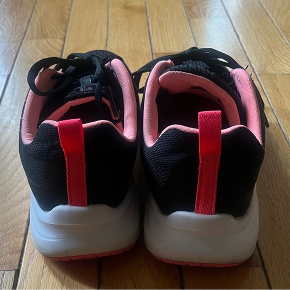 Women’s Skechers Vapor Foam Air- Cooled Memory Foam Black & Pink Shoes- Size 6 - Picture 11 of 16